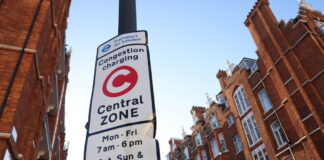 Auto elettriche, il centro di Londra non è più a costo zero