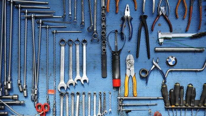 Automobili vecchie, nel Trevigiano crescono i riparatori Automobili vecchie, nel Trevigiano crescono i riparatori