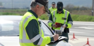 Avisa de un control de policía a sus amigos y puede costarle hasta 30.000 €