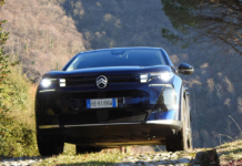 Citroën C5 Aircross Phev, il 'tappeto volante' ora è declinato come ibrido plug-in