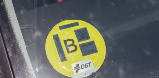 Confirmado el adiós a los coches con etiqueta B en España: lista al completo de ciudades afectadas