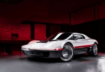 Este Bertone monta un motor V6 de Toyota y es 100% retro