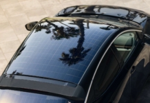 Este coche eléctrico se recarga mientras está aparcado al solazo