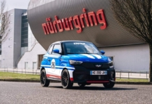 Este microcoche diésel de 8 CV ha sido capaz de destronar al Trabant P50 como el más lento de Nürburgring