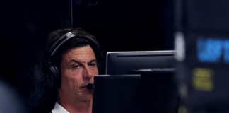 F1: Mercedes svela livrea per 2026, piu' stretta e linea verde