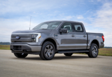 Ford conferma: nuovo pick-up ICE entro il 2029 Ford F-150 Lightning