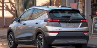 2022-Chevrolet-BoltEUV-012