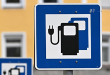 Germania: il governo vara gli incentivi per le auto elettriche ed ibride
