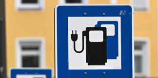 Germania: il governo vara gli incentivi per le auto elettriche ed ibride