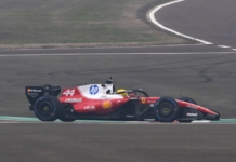 La presentazione in pista della Ferrari SF-26
