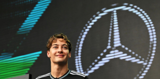 George Russell dopo la pole di Singapore