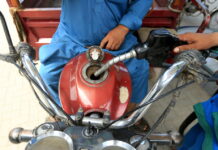 In Algeria aumenti a sorpresa dei prezzi dei carburanti da oggi In Algeria aumenti a sorpresa dei prezzi dei carburanti da oggi