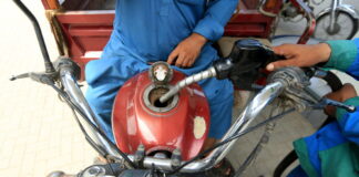 In Algeria aumenti a sorpresa dei prezzi dei carburanti da oggi