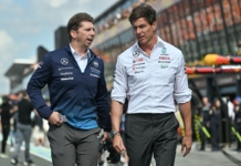 F1 GP Olanda 2024, Zandvoort: James Vowles (Williams F1) e Toto Wolff (Mercedes AMG F1) - Foto: Getty Images