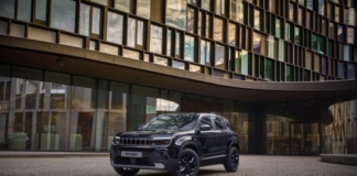 Jeep al Salone di Bruxelles con Avenger, Compass e Wagoneer S