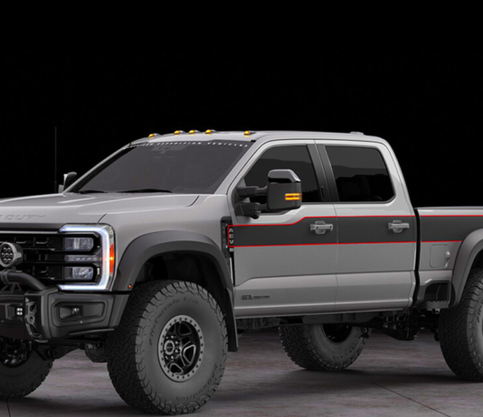 La cura American Expedition Vehicles trasforma in off-road il Ford Super Duty