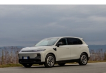 Leapmotor B10 REEV Hybrid è pronta per il debutto sul mercato italiano