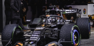 La McLaren di Lando Norris nello shakedown del Montmeló