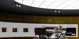 Mercedes-Benz, 140 anni fa il brand della Stella inventava l'automobile