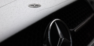 Mercedes-Benz, nel 2024 le vendite di veicoli calano del 10%