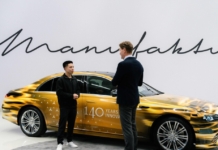 Mercedes, il ceo Källenius svela la nuova la Classe S ancora camuffata