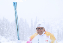 Stefano Domenicali tedoforo di Milano-Cortina 2026