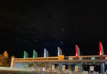 Milano Cortina: sui caselli di Aspi illuminazione tricolore