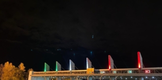 Milano Cortina: sui caselli di Aspi illuminazione tricolore