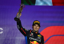 Perez: "I was on the simulator while my son had pneumonia. I gave everything to Red Bull"
