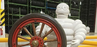 Prima fabbrica di Michelin a Torino accompagna da 1906 crescita dell'automobile