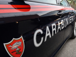 Prima il furto dell'auto e poi l'estorsione, 8 arresti nel Napoletano
