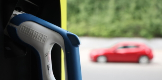 Prorogate a Napoli agevolazioni per veicoli elettrici e ibridi