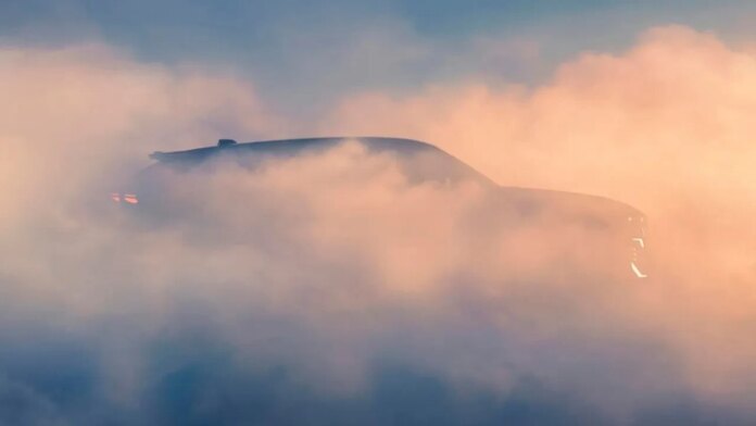 Renault Filante takes to the stage: The new flagship of the brand
