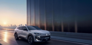 Renault presenta Filante, il crossover per il mercato internazionale
