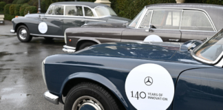 Roma, 140 anni di Mercedes-Benz: parata spettacolare tra storia e futuro