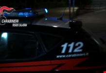 Simula il furto di pezzi della propria auto per truffare l'assicurazione, denunciato