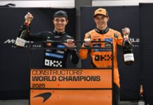 F1 GP Singapore 2025, Marina Bay: Lando Norris e Oscar Piastri (McLaren F1 Team) - Foto: Getty Images