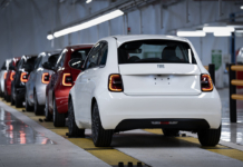 Stellantis, produzione italiana in calo nel 2025 Fiat 500 Hybrid