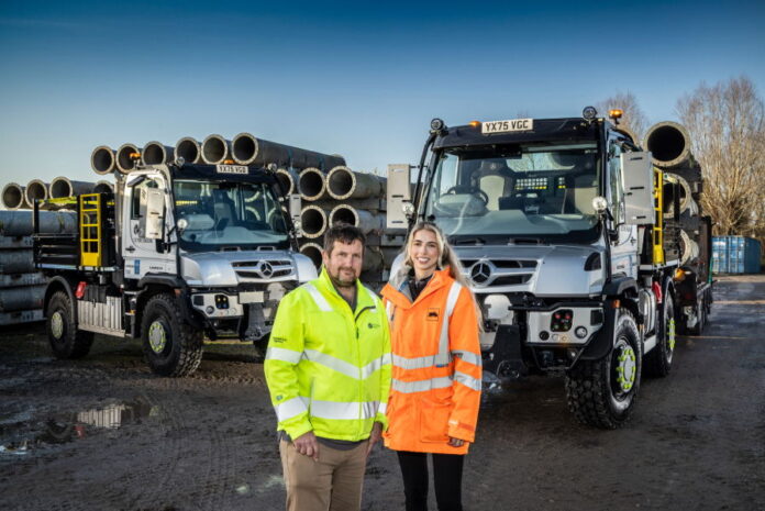 Two Unimogs join specialist vehicle fleet for incident response role Two Unimogs join specialist vehicle fleet for incident response role with the Environment Agency