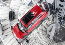 Volkswagen: nel 2025 calo delle consegne dello 0,5%