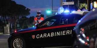 Acquista un'auto online ma è una truffa, denunciate due persone
