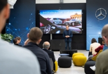 Auto-Manager blicken mit Sorge auf ihre berufliche Zukunft Mercedes