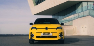 Caen las ayudas en el Congreso y el coche eléctrico vuelve a encarecerse por la eliminación de la deducción en el IRPF