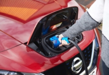 Cargar un coche eléctrico: cuánto cuesta según dónde cargues y cómo ahorrar sin complicarte