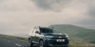 Dacia Celebrates 100,000 Bigsters as C-SUV Success Continues