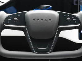 Dopo le maniglie elettriche a filo, Cina mette al bando i volanti aperti a cloche