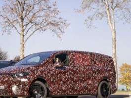 Elevata maneggevolezza per Mercedes VLE