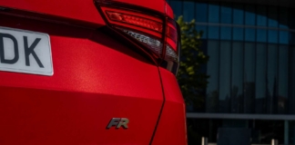 Es rival del Toyota C-HR, está mejor equipado, tiene 10 años de garantía y puede ser tuyo por 180 euros al mes