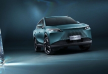 Este SUV chino híbrido enchufable llega a España por 32.990 € para complicarle la vida al Toyota RAV4 Este SUV chino híbrido enchufable llega a España por 32.990 € para complicarle la vida al Toyota RAV4