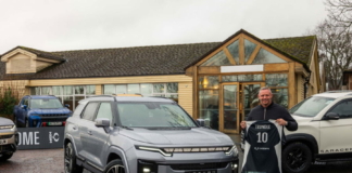 Football cult hero Lee Trundle completes deadline-day move to KGM Motors UK as brand ambassador